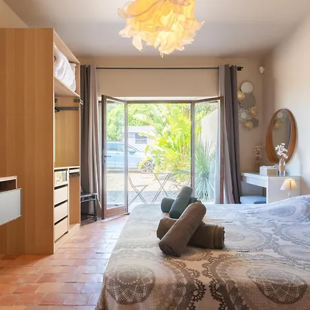 Villa La Belle Bleue, Piscine Chauffée, Vue Mer, Proche Bandol *