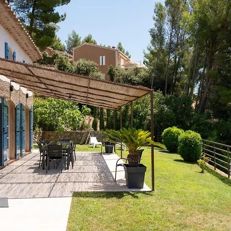 La Belle Bleue, Piscine Chauffée, Vue Mer, Proche Bandol Villa *